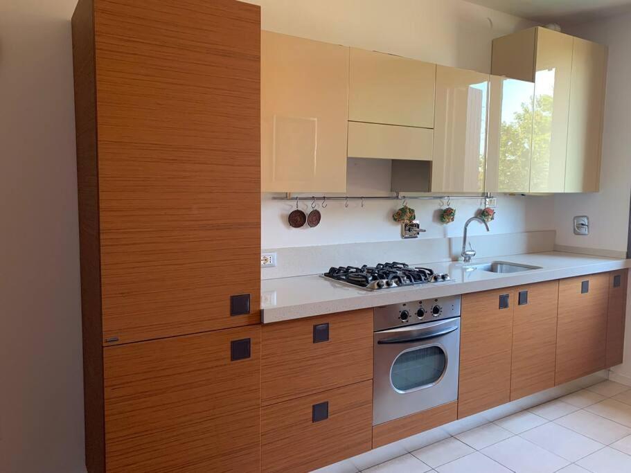Appartamento Andrew'S House Con Parcheggio Privato Anzola dell'Emilia Ngoại thất bức ảnh
